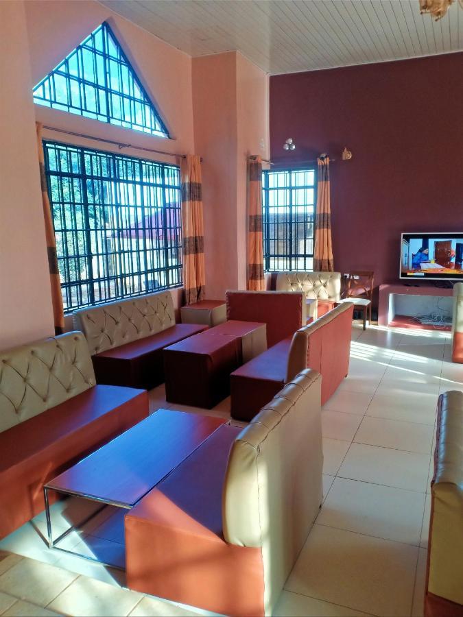 The Peak Meadows Hotel Nyeri Dış mekan fotoğraf
